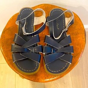 Salt Water navy blue sandal